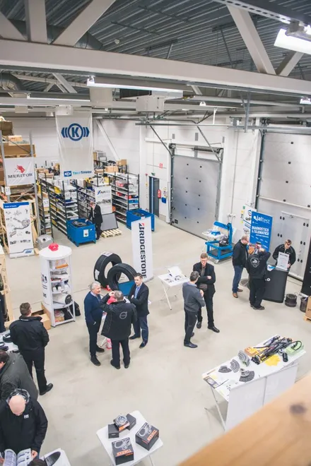 buscarefest 2 683x1024 1