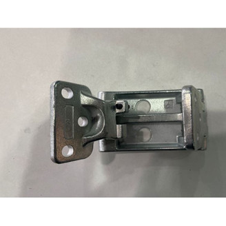 Door hinge rear R (lower part) image