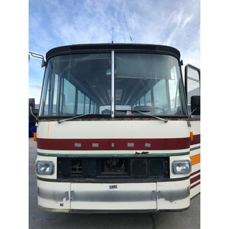 Split Screen RH 1066 x 1343 image