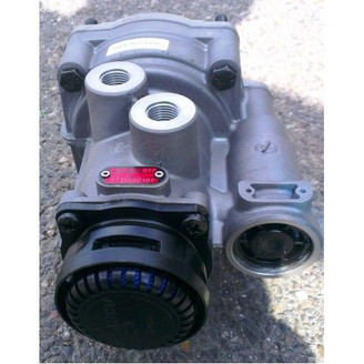 Trailer Control Valve image