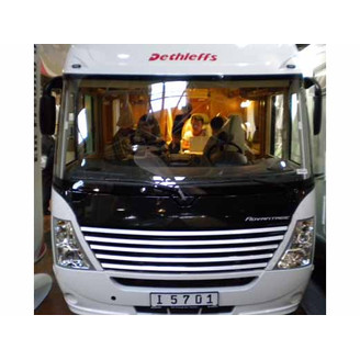 Windshield CL 2542 x 1034 image