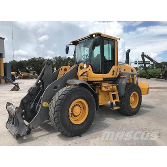 Tuulilasi 437 x 1324 oik kuva